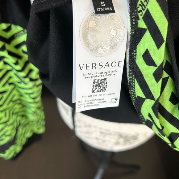 Versace, Lagreca hoodie, NWT retail 1125.00 - Picture 8 of 10